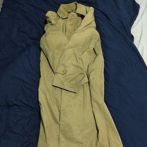 Burberry trench coat tan size 54 regular